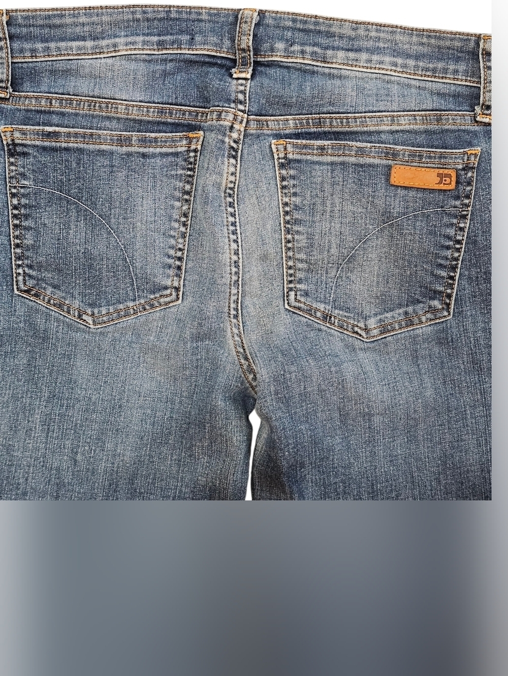 Joe's Jeans Women's Petite Bootcut Size 30, Great Condition. - Picture 8 of 13